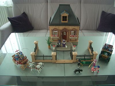 Playmobil July 2012 027.jpg