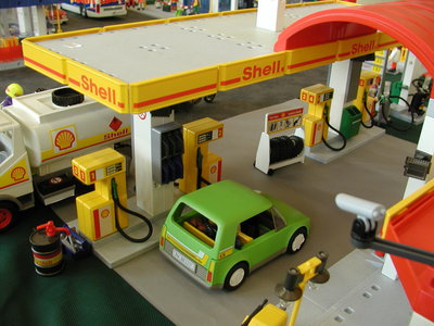 10 Tankstelle2.JPG