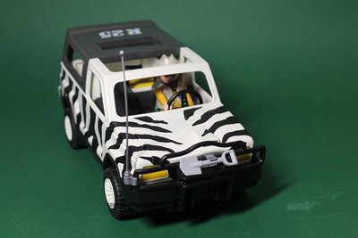jeep-zeb2.jpg