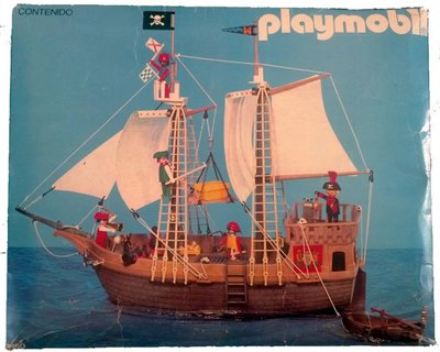 3550es-barco-pirata-front-03.jpg