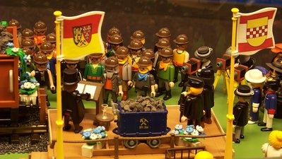 103.) Festrede 9929 Elise playmobil Zeche Maximilian.jpg