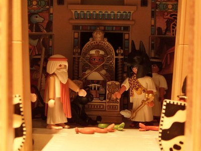 74) 'Biblische Zeiten' von Blueflower -Moses im Palast_E1576 playmobil Elise.jpg