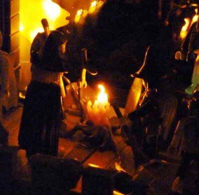 07 Halloween 2016 klein Hexen am Lagerfeuer.jpg