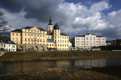 Schloßmuseum Greiz 1.) Elise playmobil 1849 Schloß und Ida-Palais.jpg