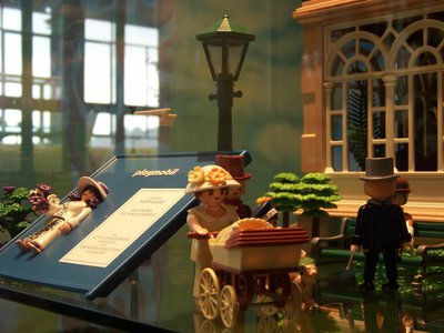 Schloßmuseum Greiz 25.) Elise  playmobil 1950.jpg