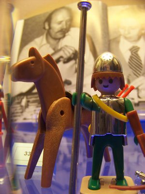 Schloßmuseum Greiz 87.) 'Meine ersten 3 Jahre' (Klicky) Elise  playmobil 8316.jpg