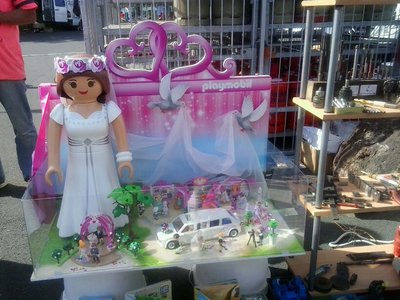 playmobil Hochzeit 2017 Display Flohmarkt Elise.jpeg