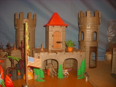 2020_Delayla Diorama Elefantenstall.JPG