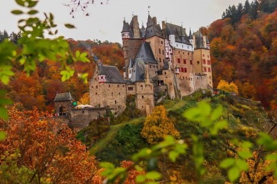 Burg Eltz 2.jpg