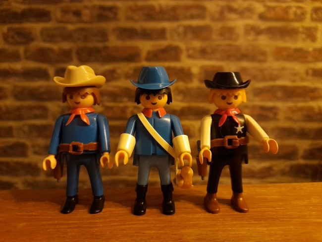 Playmobil 2.0 Western 3 klein.jpg