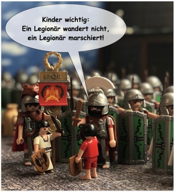 Legionär maschiert.jpg