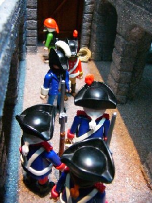 KW M2 (7).JPG (53.81 KiB) 1666 mal betrachtet &quot;Guten tag, ihr sind hier fur's Regatta... Stimt oder???&quot; <br />&quot;Ja wir sind von den Englischen schiff HMS Renown&quot; <br />&quot;Folgen Sie mir bitte zum Kommandant!&quot;