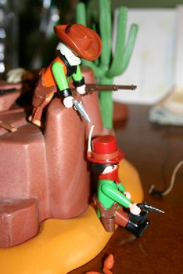 playmo439_209.jpg