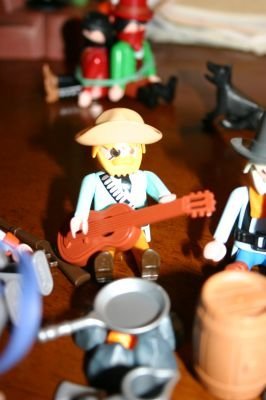 t_playmo457_567.jpg