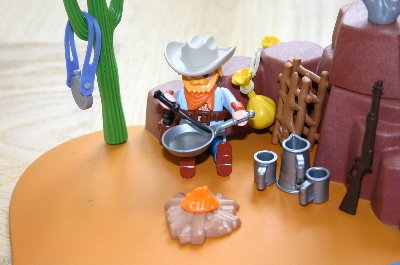 Playmo465.jpg