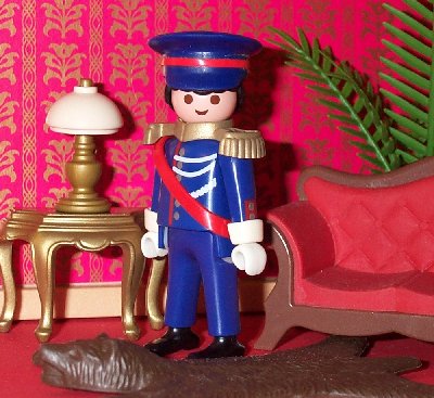Kronprinz.JPG (231.22 KiB) 1467 mal betrachtet Ein Kronprinz aus einem europäischen Königshaus mit Paradeuniform