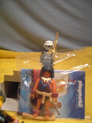 ARegattaForum225.jpg (81.36 KiB) 1066 mal betrachtet Atlan legt noch mal Hand, äh Spieß an und knackt den Gefrierbeutel und Abo ist endlich frei.
