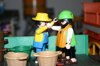 playmo605.jpg