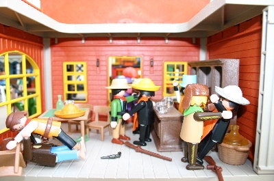 playmo842.jpg