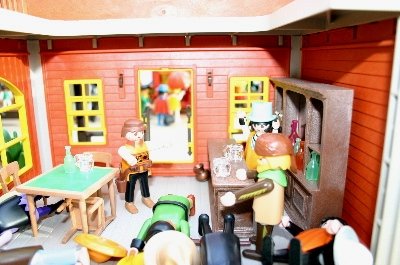 playmo853.jpg
