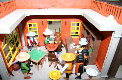 playmo861.jpg