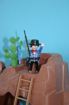playmo905.jpg