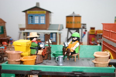 playmo1032.jpg