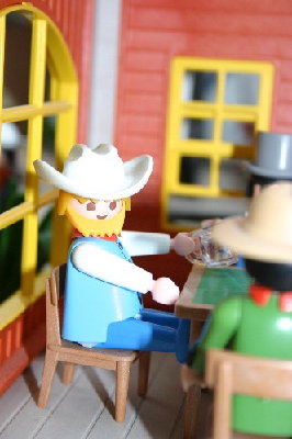 playmo1047.jpg