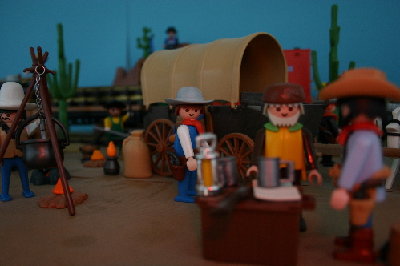 playmo1083.jpg