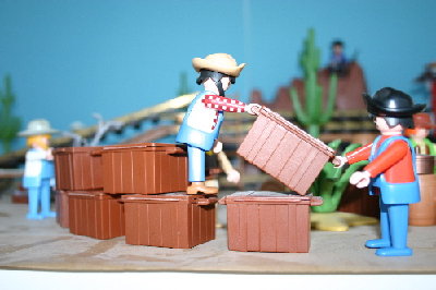playmo1101.jpg