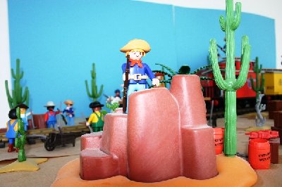playmo1211.jpg