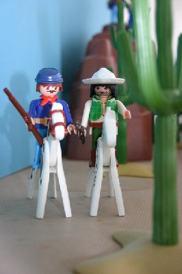 playmo1218.jpg