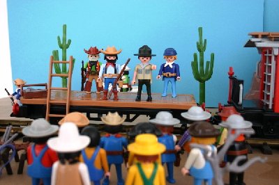 playmo1223.jpg