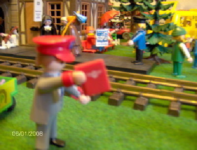 Playmo01.08 001.jpg