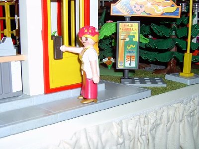 Reste 001.jpg (50.38 KiB) 1100 mal betrachtet Schon besser, aber zum Friseur könnte ich auch endlich mal wieder ...