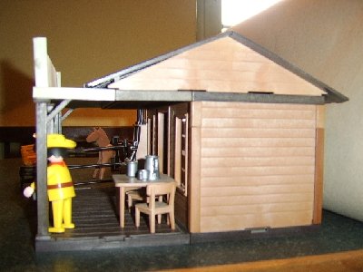 Veranda Farm House 1.JPG (220.37 KiB) 1709 mal betrachtet Veranda Farm House 1.JPG