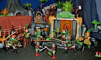 Xenias Truppe A.jpg (227.97 KiB) 2370 mal betrachtet Xenias Truppe A.jpg