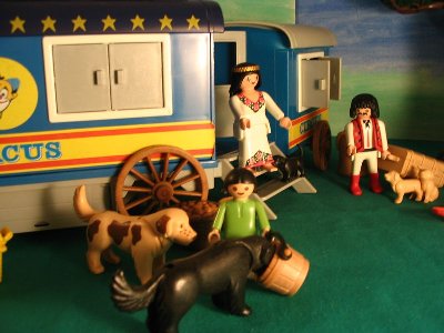 Wanderzirkus 057.JPG (78.23 KiB) 655 mal betrachtet Wanderzirkus 057.JPG