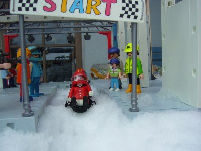 T1_Start1.jpg (101.83 KiB) 980 mal betrachtet "los los! Schieeeben!"