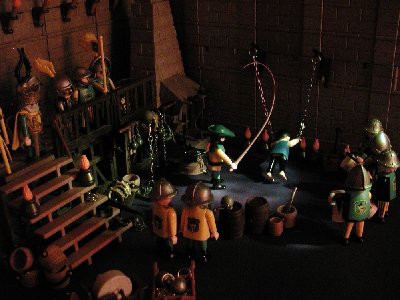 065 Folter.jpg (181.42 KiB) 546 mal betrachtet 065 Folter.jpg