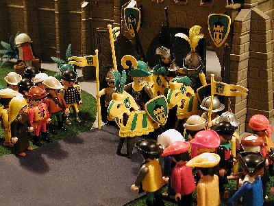 079 Vogt kommt.jpg (271.99 KiB) 538 mal betrachtet 079 Vogt kommt.jpg