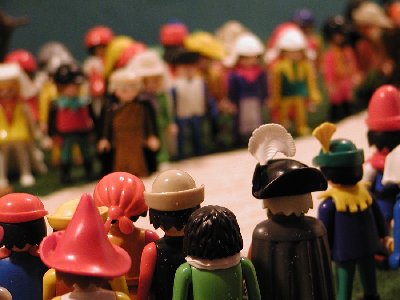 083b Leute warten2.jpg (133.37 KiB) 530 mal betrachtet 083b Leute warten2.jpg