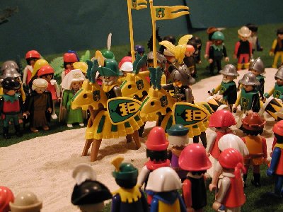 083c Vogt kommt.jpg (183.1 KiB) 648 mal betrachtet 083c Vogt kommt.jpg
