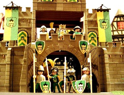 113b Koenig bittet um Leben.jpg (242.87 KiB) 557 mal betrachtet 113b Koenig bittet um Leben.jpg