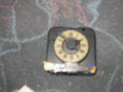 SANY0021.JPG (73.23 KiB) 950 mal betrachtet hab die zeiger gekurtz jetz mus ich nur noch eine batteri hollen fertig<br />(auf prommingen geht die zeit schneller<br />aus minuten werden sikunden mein fehler)