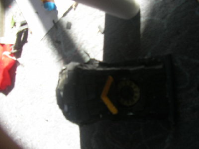 SANY0038.JPG (61.22 KiB) 950 mal betrachtet kann man die uhr erkenn?