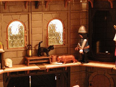 erster-stock Bonzo trinkt Bier.jpg (240.99 KiB) 1586 mal betrachtet Der Hund Bonzo hat seine Ration schon getrunken.