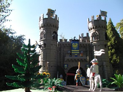 Hugo kommt3.jpg (203.29 KiB) 866 mal betrachtet Hugo kommt3.jpg