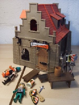 kk-SD532424.JPG (78.25 KiB) 1046 mal betrachtet Stadtwache