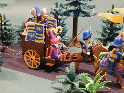 Zauberer reist ab2.jpg (241.83 KiB) 1048 mal betrachtet "Wir müssen uns beeilen, lieber Ritter Paolo. Ich war schon viel zu lange auf dem Fest. Schade, aber die Pflicht ruft!"